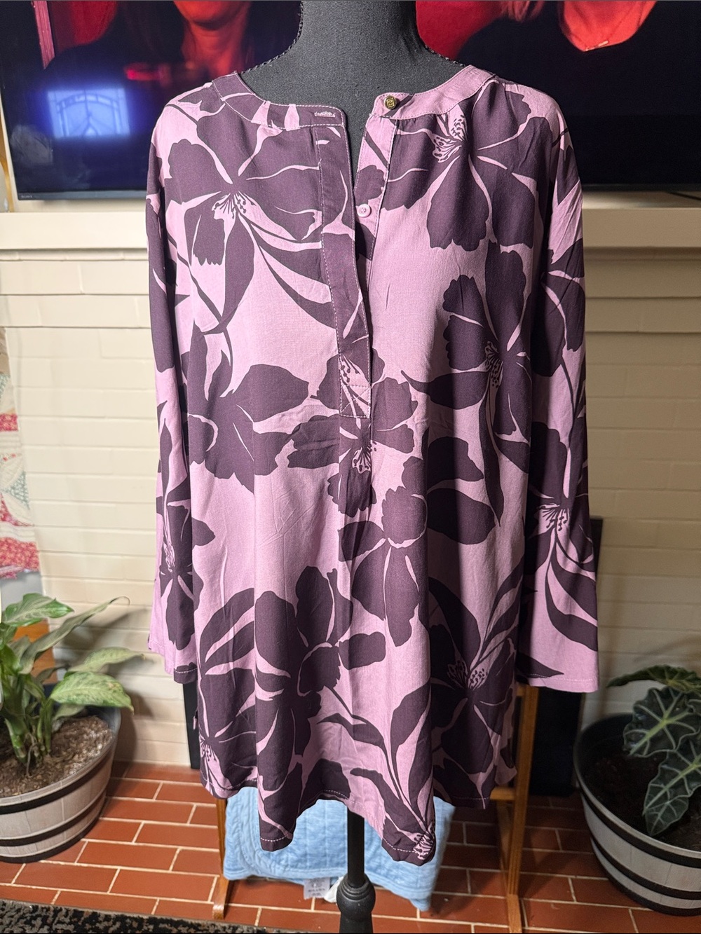 Liz Claiborne Lilac and Deep Purple Floral Tunic Blouse